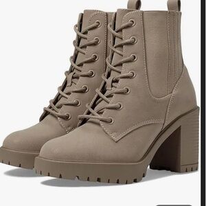 Mia Daryl Womens Faux Leather Lug Sole Combat & Lace-Up Boots